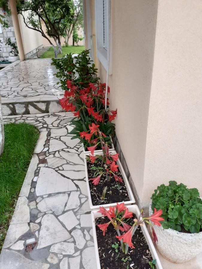 Apartment K2 Radanovici Bagian luar foto